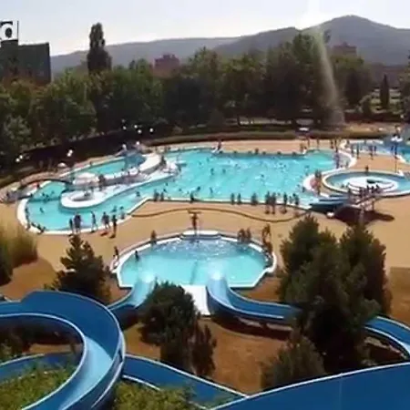 Apartment Park *